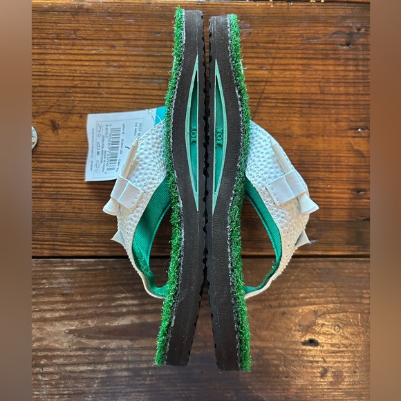 Reef Green Flip Flops - Picture 4 of 6